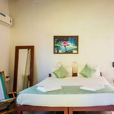 Aquatica Resorts & Spa Morjim Esterno foto