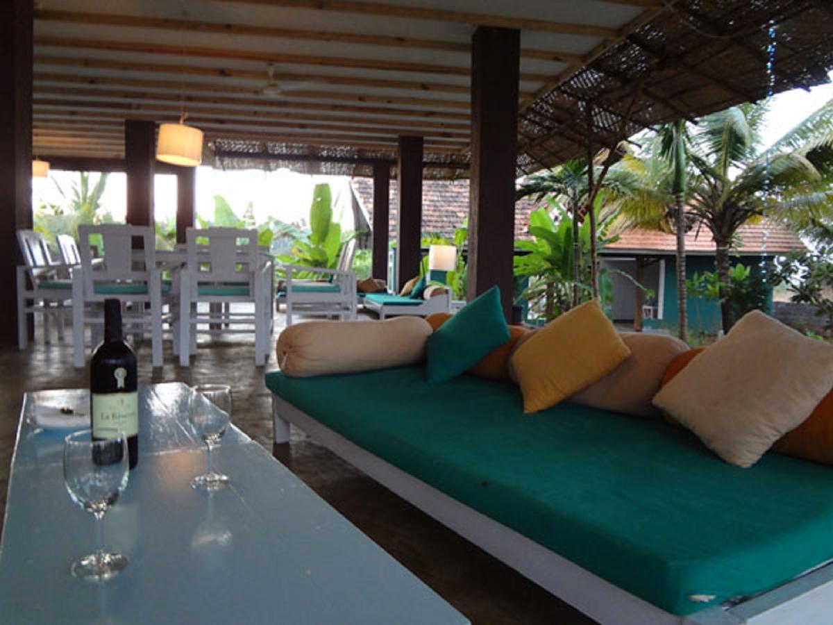Aquatica Resorts & Spa Morjim Esterno foto