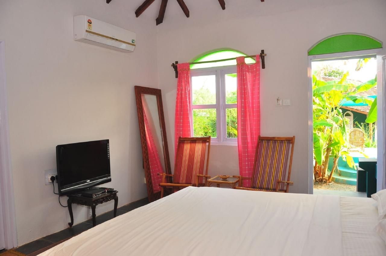 Aquatica Resorts & Spa Morjim Esterno foto