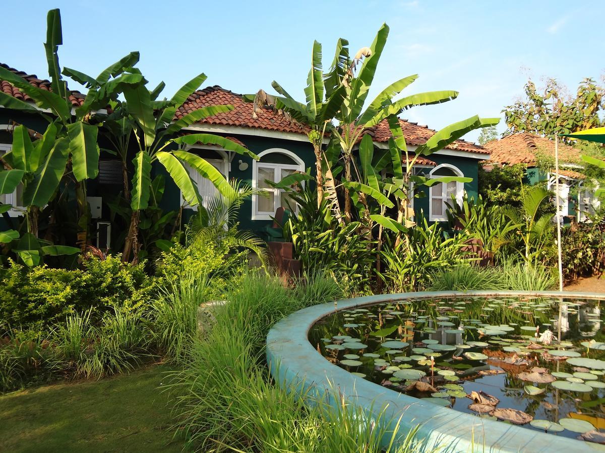 Aquatica Resorts & Spa Morjim Esterno foto