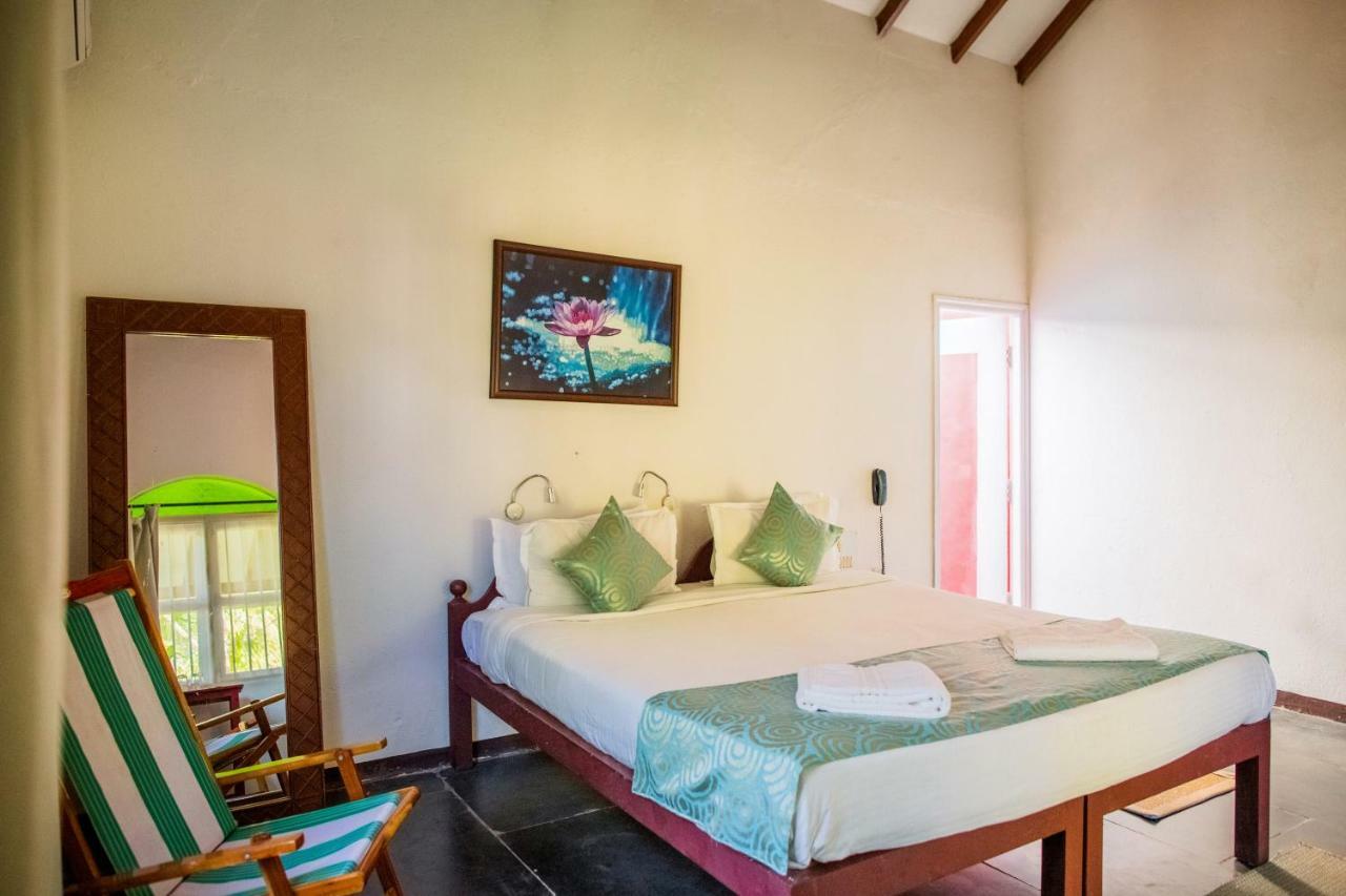 Aquatica Resorts & Spa Morjim Esterno foto